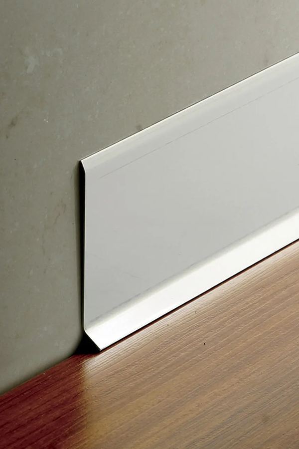 Zócalo Metálico